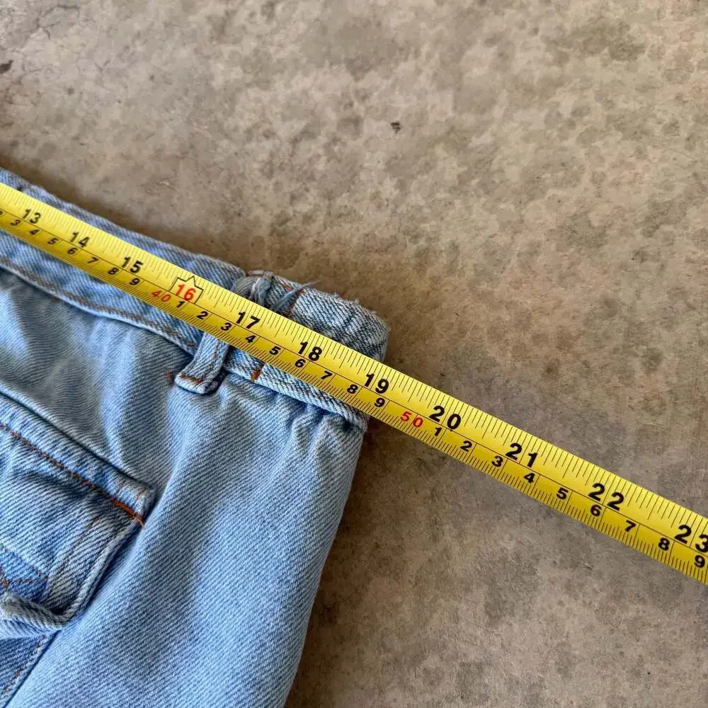 Vintage St. John's Bay Tri-Waist Comfort System Denim Cargo Shorts